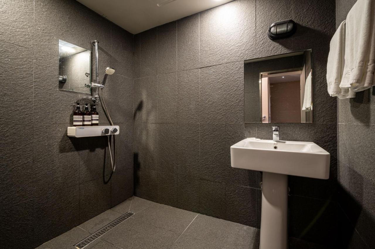 בוסאן Hotel Ignis Oncheonjang מראה חיצוני תמונה